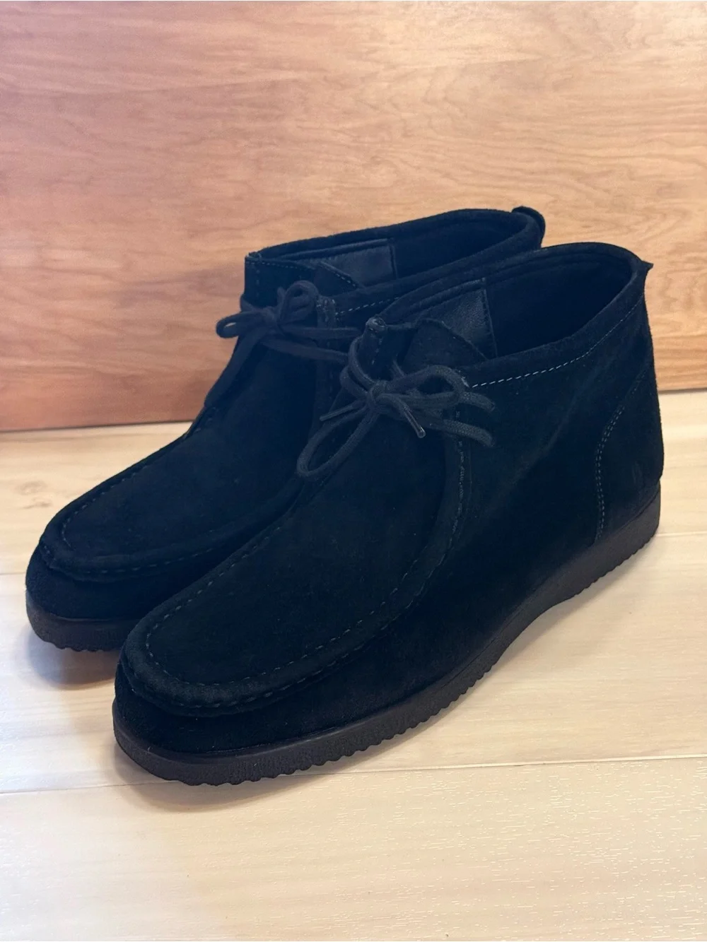 Hush Puppies pairs classic